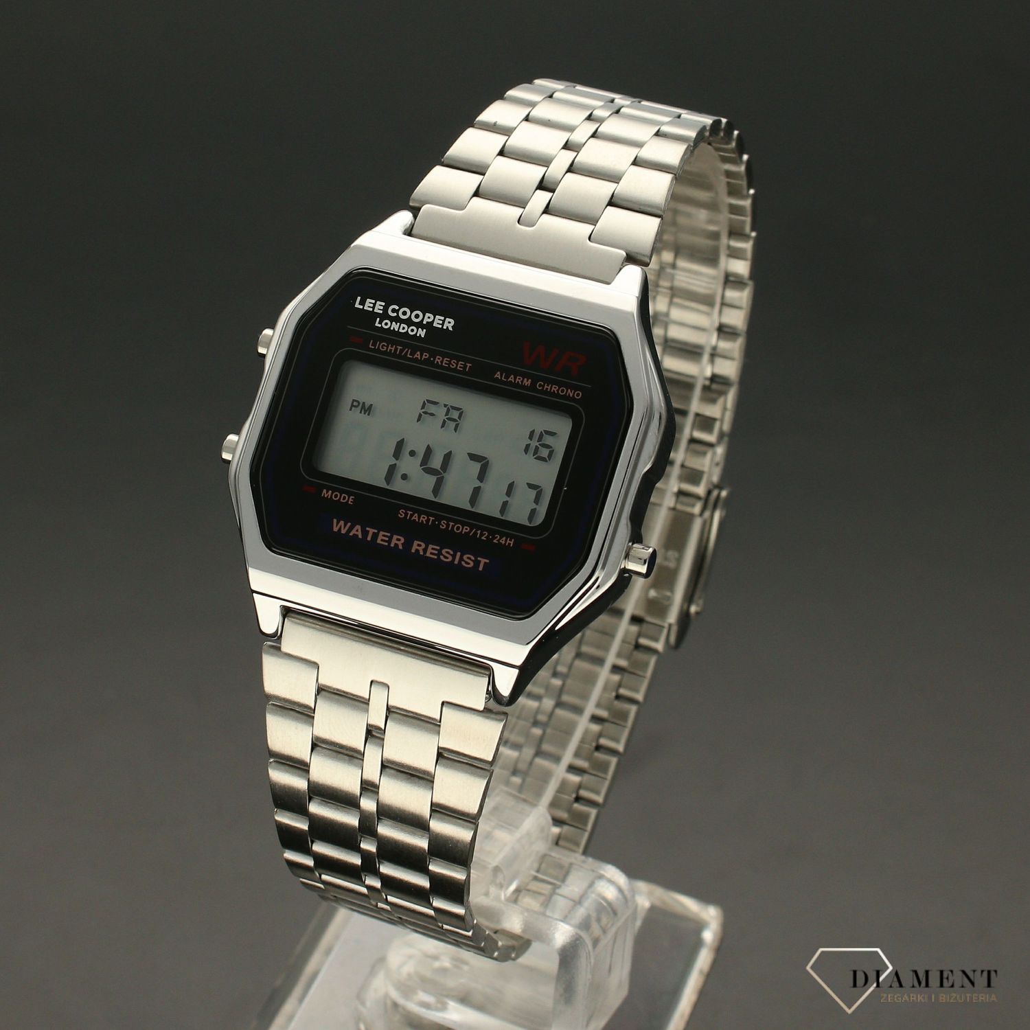 Damski zegarek Lee Cooper LC07192.350. Zegarek damski elektroniczny Lee Cooper z prostokątną kopertą oraz biżuteryjną bransoletą. Zegarek będzie idealnym prezentem dla kobiety a pamiątkowy grawer za 0zł będzie piękną.jpg