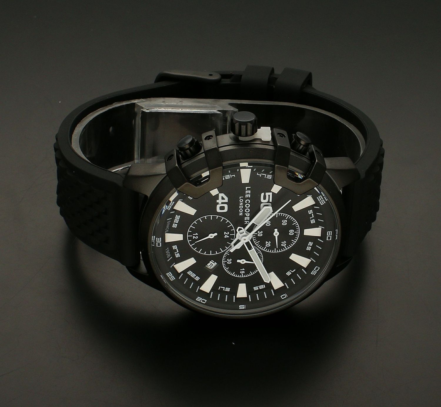 Zegarek męski czarny Lee Cooper LC07470.651 dla leworęcznych.Zegarek dla leworęcznych. zegarek cały czarny lee cooper. Zeagek męski na prezent. Tani zegarek na prezent..jpg