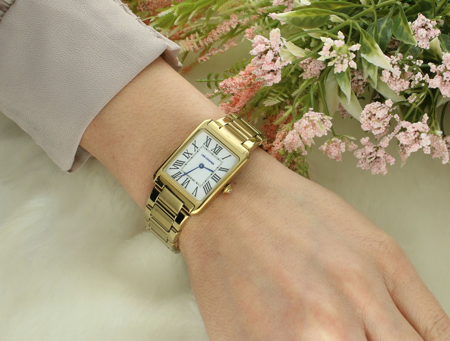 Zegarek damski na bransolecie Lee Cooper LC08083.130 to elegancki zegarek✓ Zegarki Lee Cooper.jpg