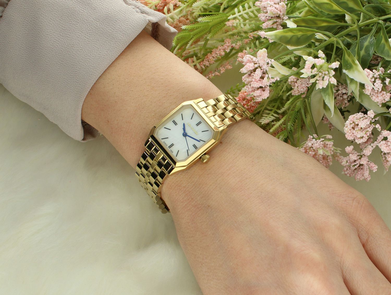 Zegarek damski na bransolecie Lee Cooper LC08120.120 g.jpg