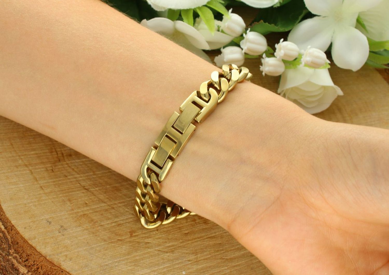 Zegarek damski Lee Cooper LC08130.150 złoty, perłowa tarcza, bransoleta stalowa (2).jpg