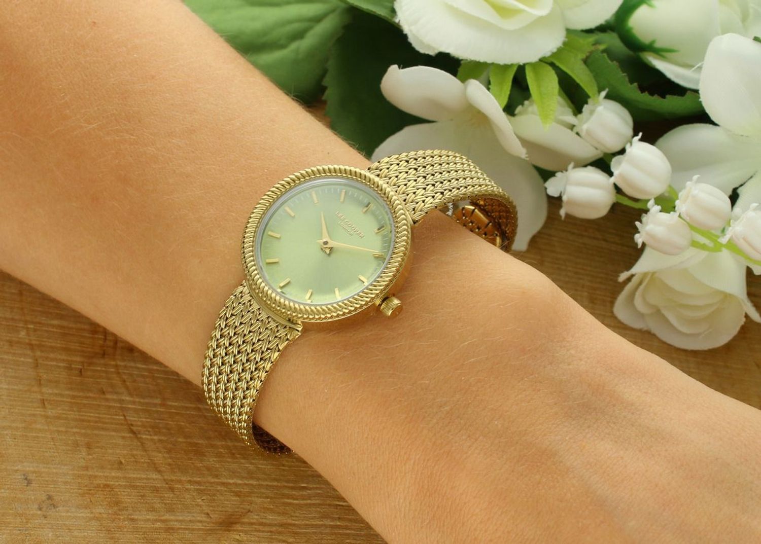 Zegarek damski Lee Cooper LC08136.170 – zielona tarcza, złota bransoleta mesh, fashion Spring 25 (2).jpg
