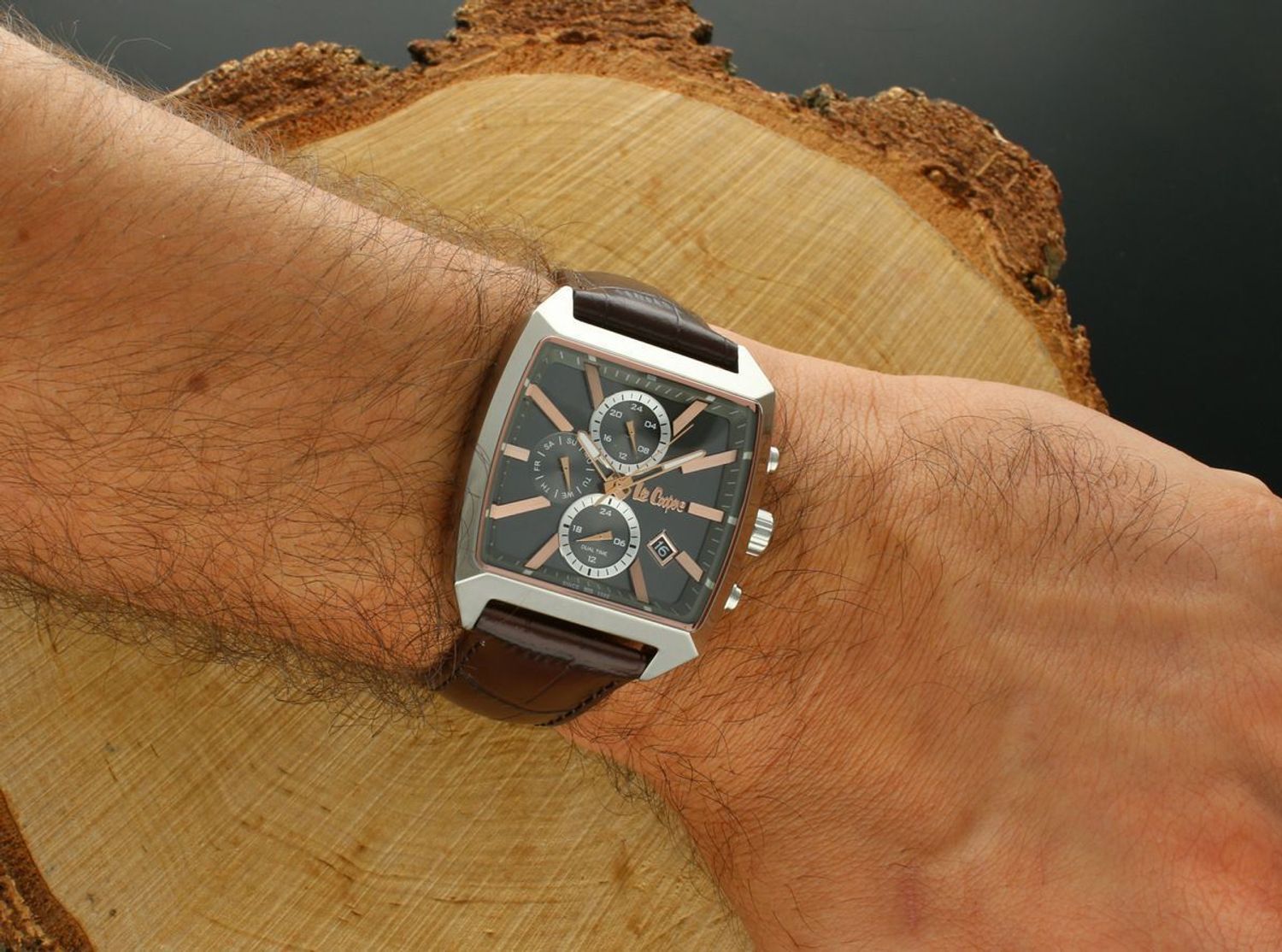 Zegarek Męski Lee Cooper LC08180.362 Skórzany Brązowy Fashion Kwadratowy (2).jpg