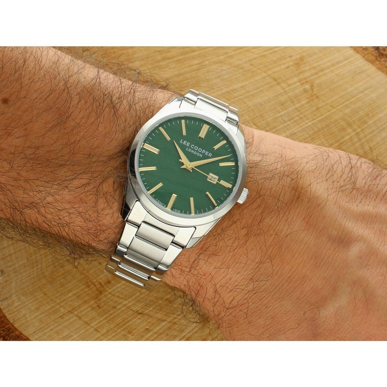 Zegarek męski Lee Cooper LC08231.370, stalowa bransoleta i koperta, zielona tarcza, elegancki i trwały dodatek do codziennych i letnich stylizacji.jpg