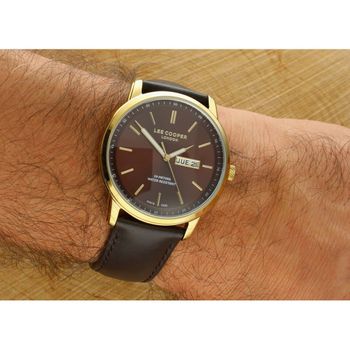 Zegarek męski Lee Cooper LC08235.142 z brązowym paskiem ze skóry naturalnej i złotą kopertą. Stylowy, elegancki i trwały zegarek idealny na co dzień i wyjątkowe okazje.3.jpg