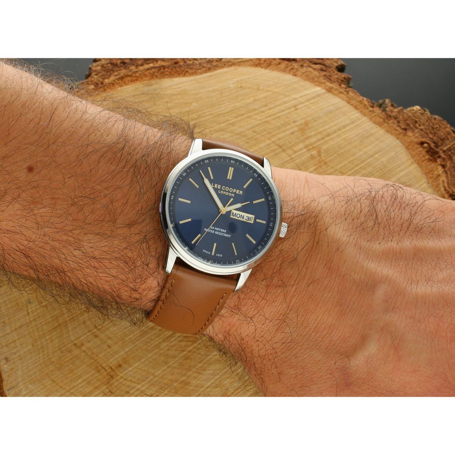 Zegarek męski Lee Cooper LC08235.394, brązowy pasek skórzany, stalowa koperta, granatowa tarcza, elegancki i nowoczesny, idealny do codziennych i wieczorowych stylizacji.1.jpg