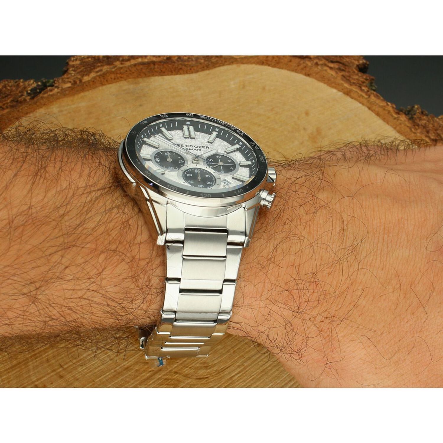Ekskluzywny zegarek męski Lee Cooper LC08240.330, czarnystalowy, okrągła koperta, stalowa bransoleta, elegancki i nowoczesny dodatek do każdej stylizacji.1.webp
