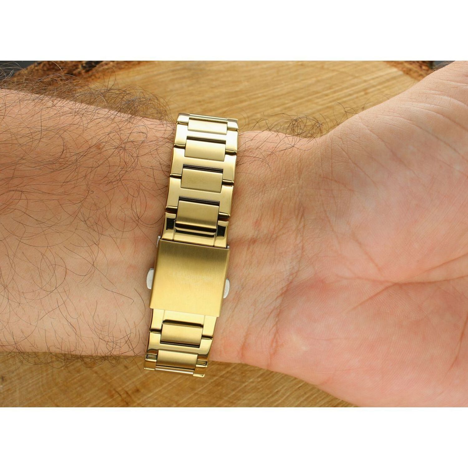 Zegarek męski Lee Cooper LC08262.130, złoty, analogowy, koperta 40 mm, stalowa bransoleta, datownik, wodoszczelność WR 50. Stylowy i trwały dodatek1.webp