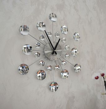 Zegar ścienny Lavvu z dużymi kryształkami 50 cm LAVVU ✓Zegary ścienne✓Zegar ścienny z kryształkami✓Nowoczesne zegary (2).JPG