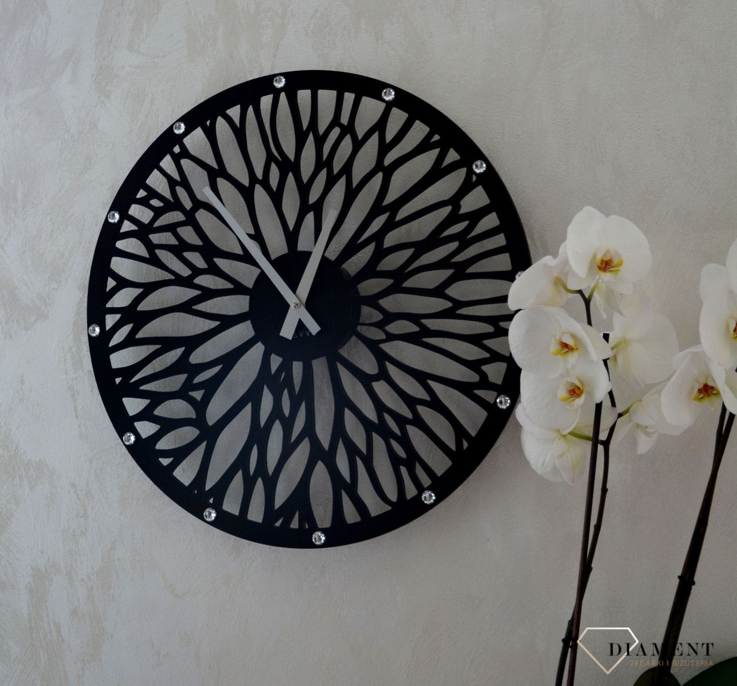 Nowoczesny Zegar ścienny drewniany czarny.2.jpg