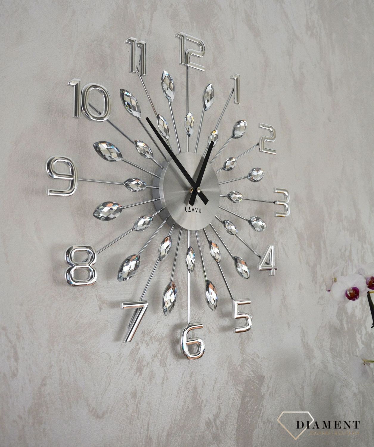 Zegar ścienny 49cm z kryształkami w kolorze srebrnym Cristal Lavvu LCT1190.jpg
