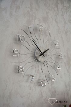 Zegar ścienny 49cm z kryształkami Cristal LAVVU srebrny LCT1220. Efektowny zegar ścienny do salonu. Kolor srebrny. Metalowe promienie. Mechanizm kwarcowy. Świetna ozdoba każdego nowoczesnego wnętrza (4).JPG