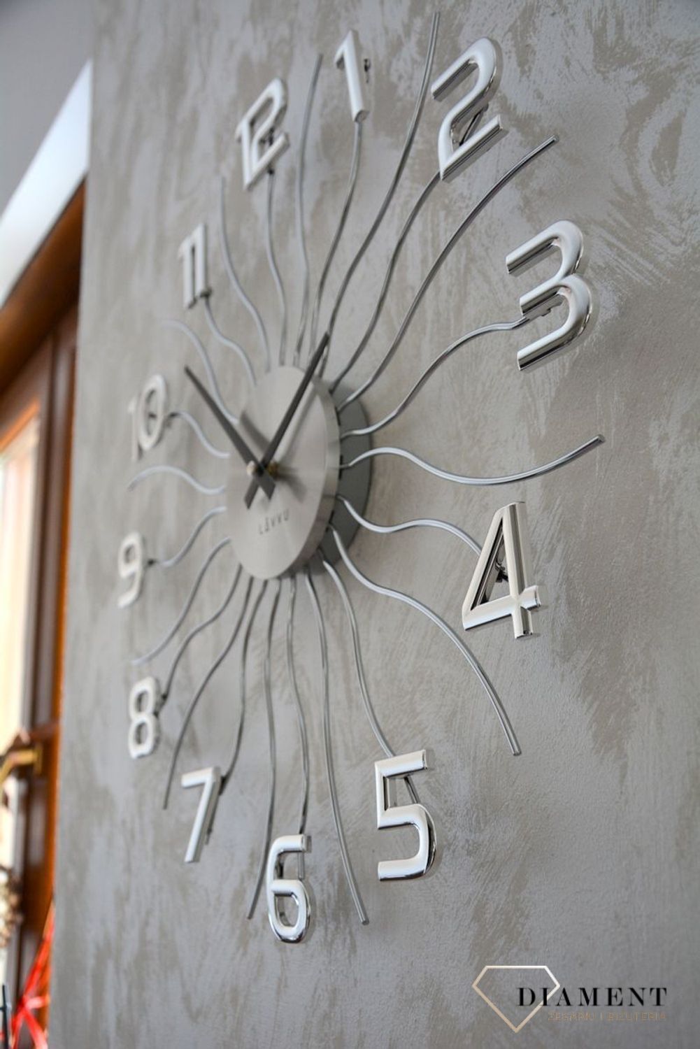 Zegar ścienny 49cm z kryształkami Cristal LAVVU srebrny LCT1220.jpg