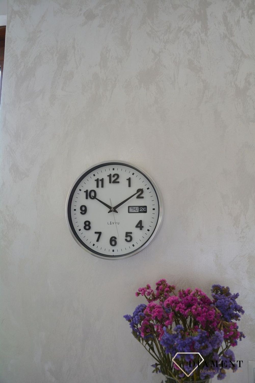 Zegar ścienny okrągły do salonu w metalowej obudowie LCT4050  (1).jpg