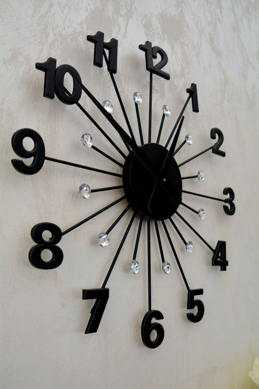 Czarny zegar ścienny z kryształkami LAVVU LCT5011- 49 cm.jpg