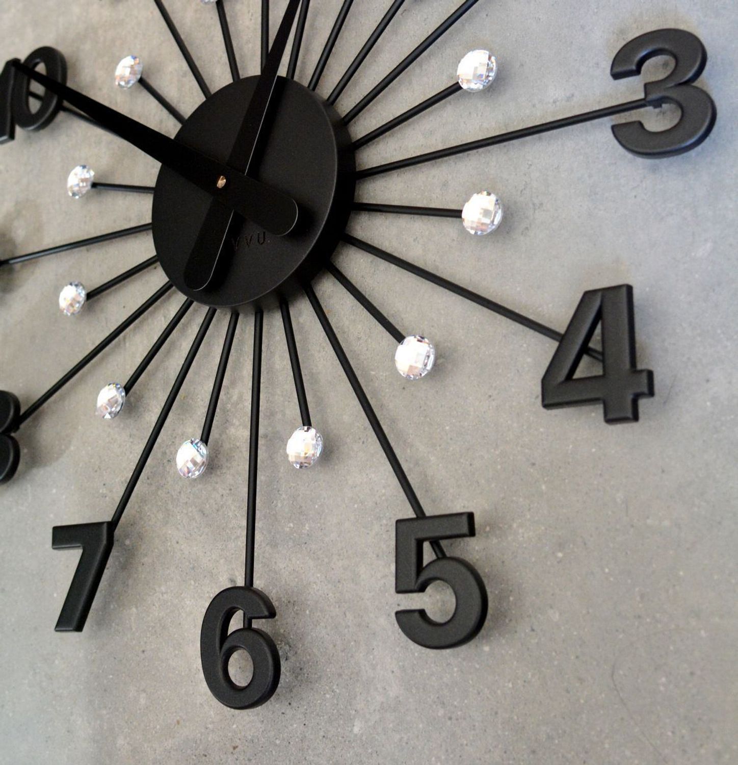 Czarny zegar ścienny z kryształkami LAVVU LCT5011- 49 cm.jpg