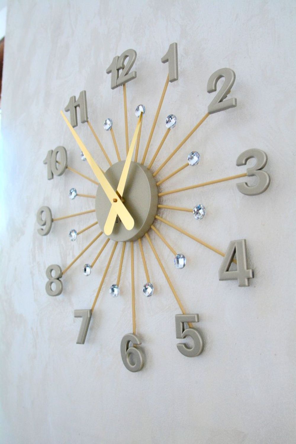 Zegar ścienny z kryształkami LAVVU LCT5013 - 49 cm. Zegar ścienny. Zegar do salonu. Duży zegar ścienny do biura. Zegar ścienny z kryształkami. Nowoczesny zegar ścienny na prezent..jpg