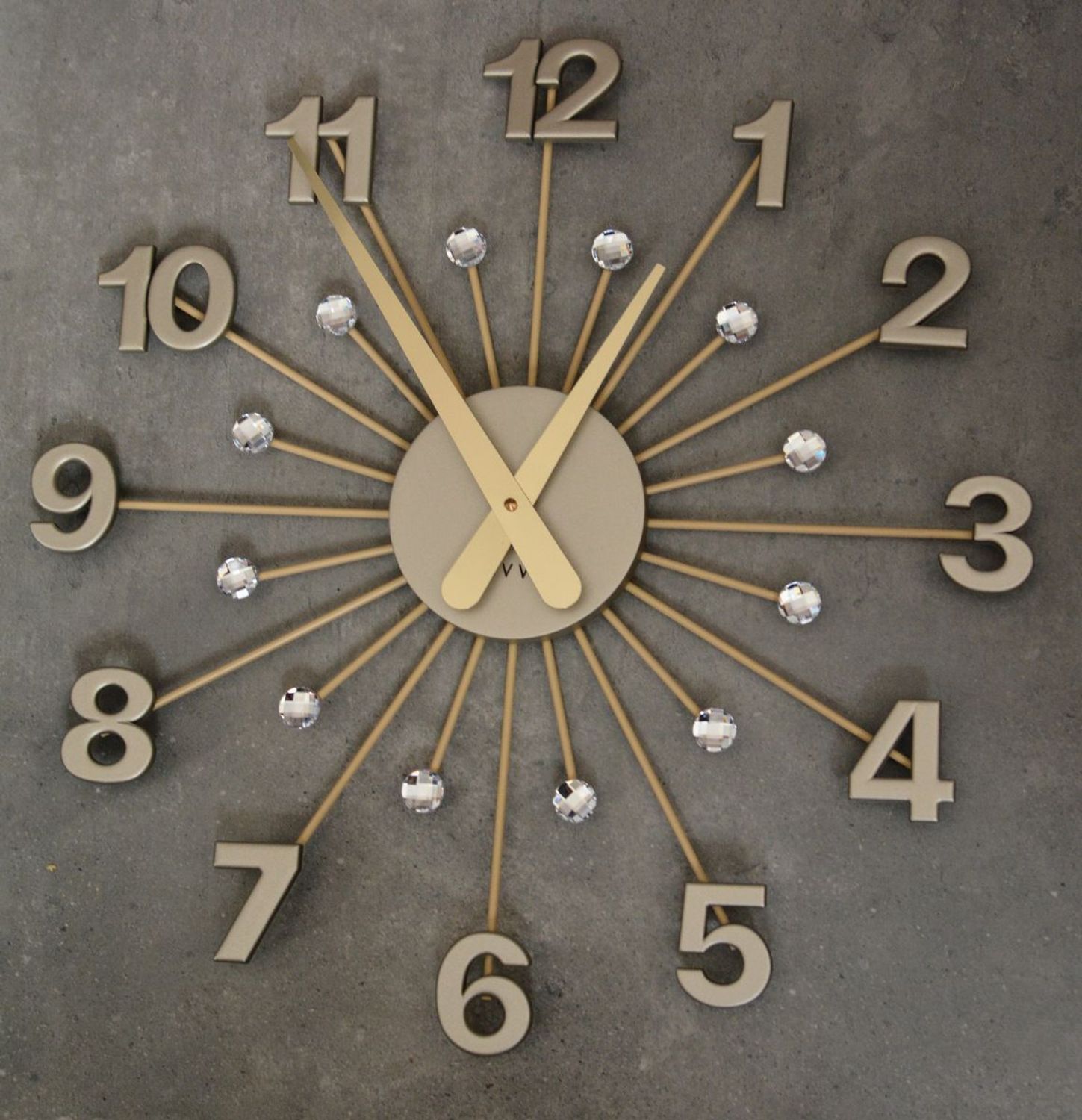 Zegar ścienny z kryształkami LAVVU LCT5013 - 49 cm. Zegar ścienny. Zegar do salonu. Duży zegar ścienny do biura. Zegar ścienny z kryształkami. Nowoczesny zegar ścienny na prezent..jpg