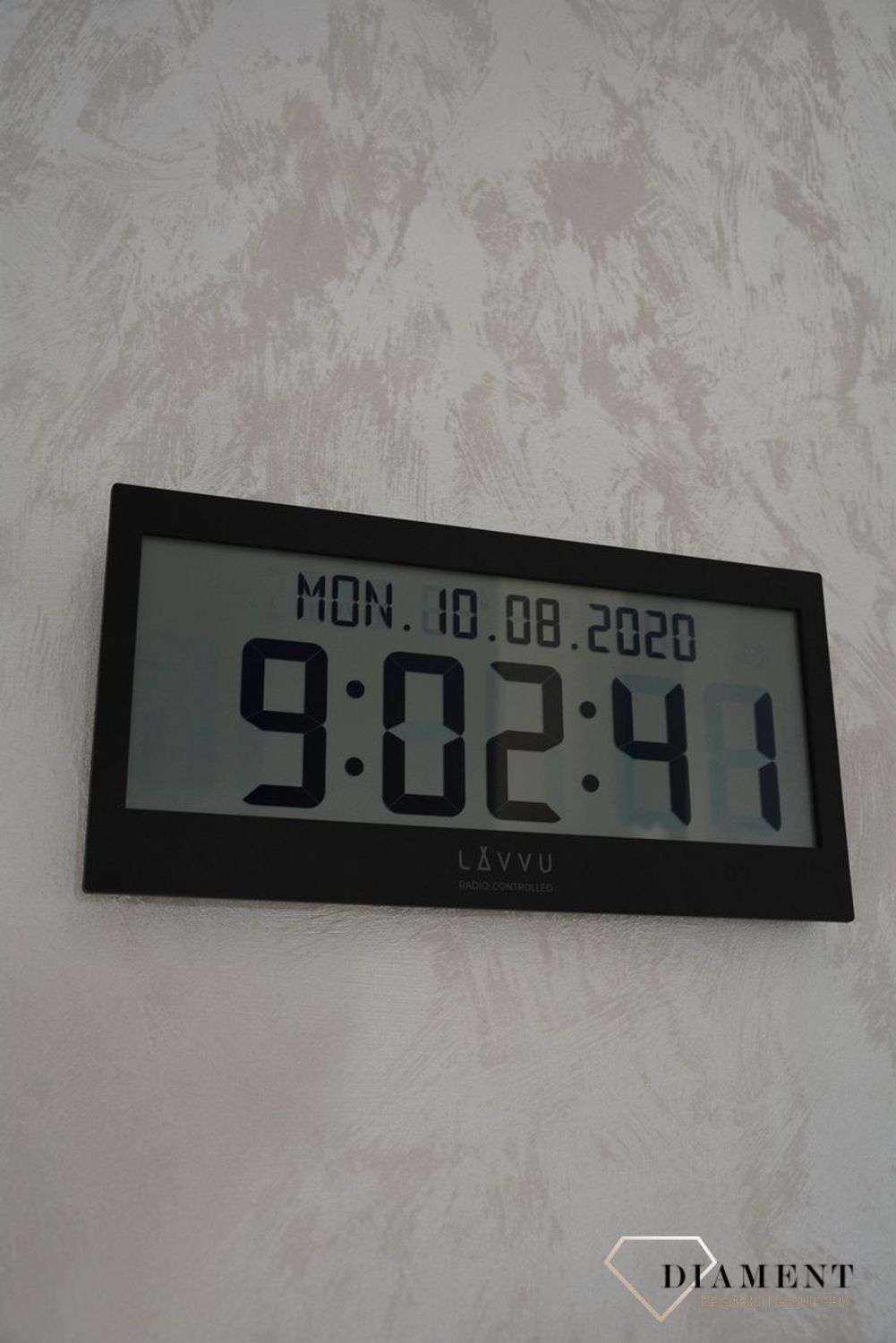 Zegar cyfrowy sterowany falą radiową LAVVU czarny.jpg