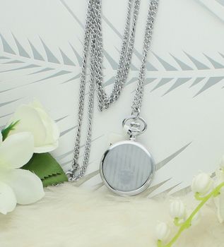 Zegarek kieszonkowy damski JVD LK12 ze stalową kopertą, szkłem mineralnym hartowanym i precyzyjnym mechanizmem Ronda. Elegancki i praktyczny dodatek dla kobiet5.jpg