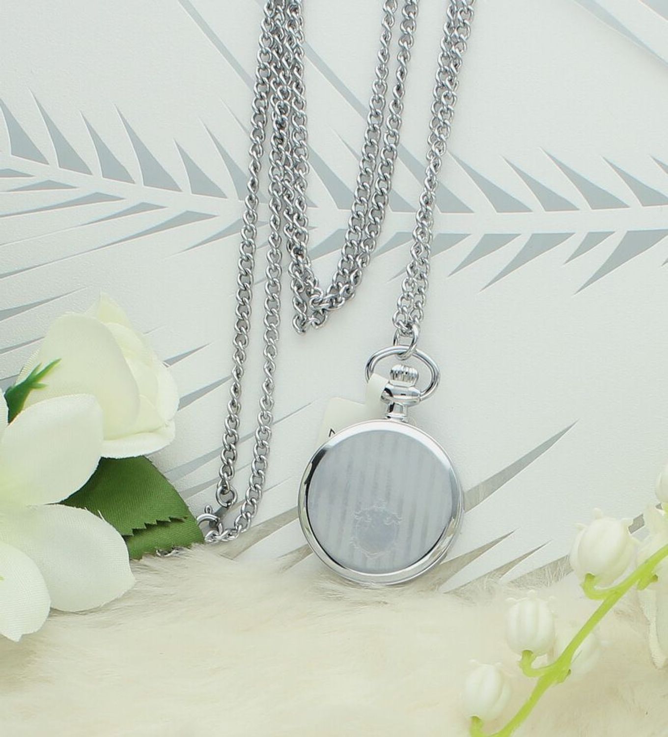 Zegarek kieszonkowy damski JVD LK12 ze stalową kopertą, szkłem mineralnym hartowanym i precyzyjnym mechanizmem Ronda. Elegancki i praktyczny dodatek dla kobiet.1.jpg