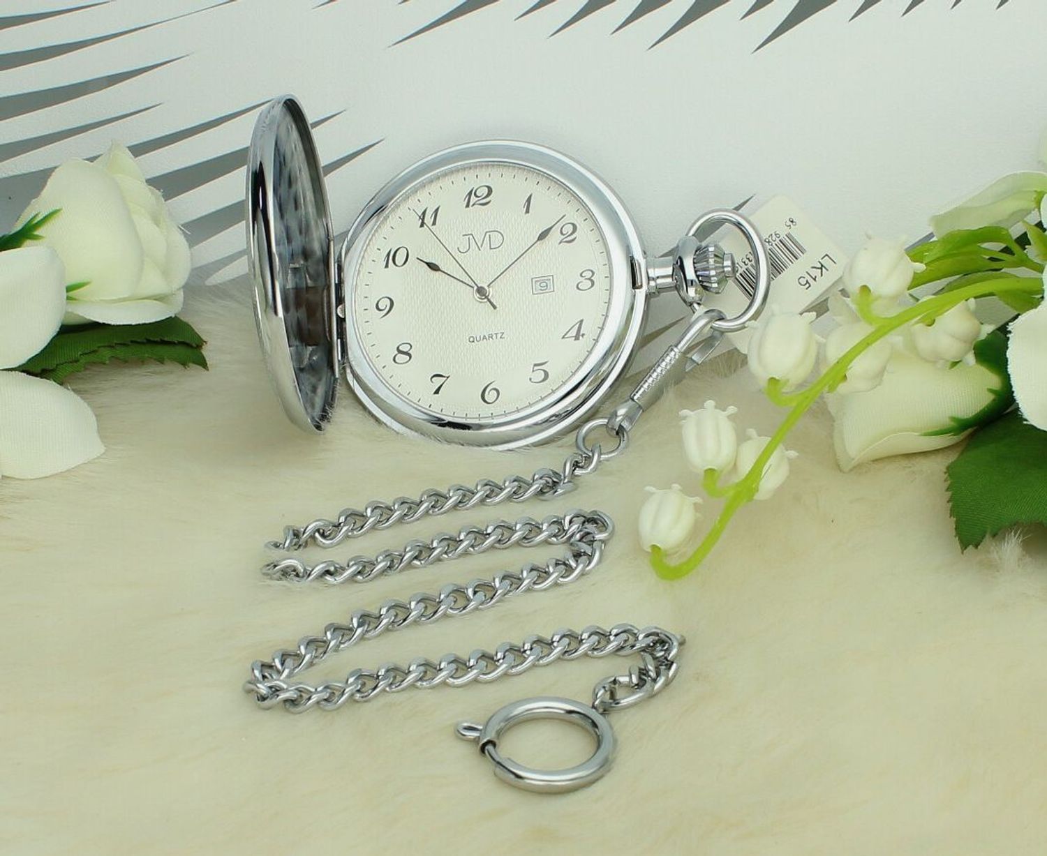 Zegarek kieszonkowy LK15 ze stalową kopertą, szkłem mineralnym hartowanym i mechanizmem Ronda. Klasyczny design z funkcją daty – idealny prezent i dodatek do każdej kolekcji.1.jpg