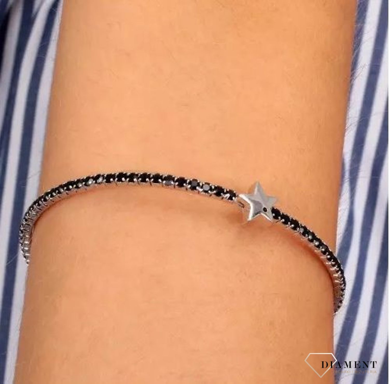 Bransoletka damska sztywna z gwiazdką LA PETITE STORY LPS05APZ15 (1).jpg