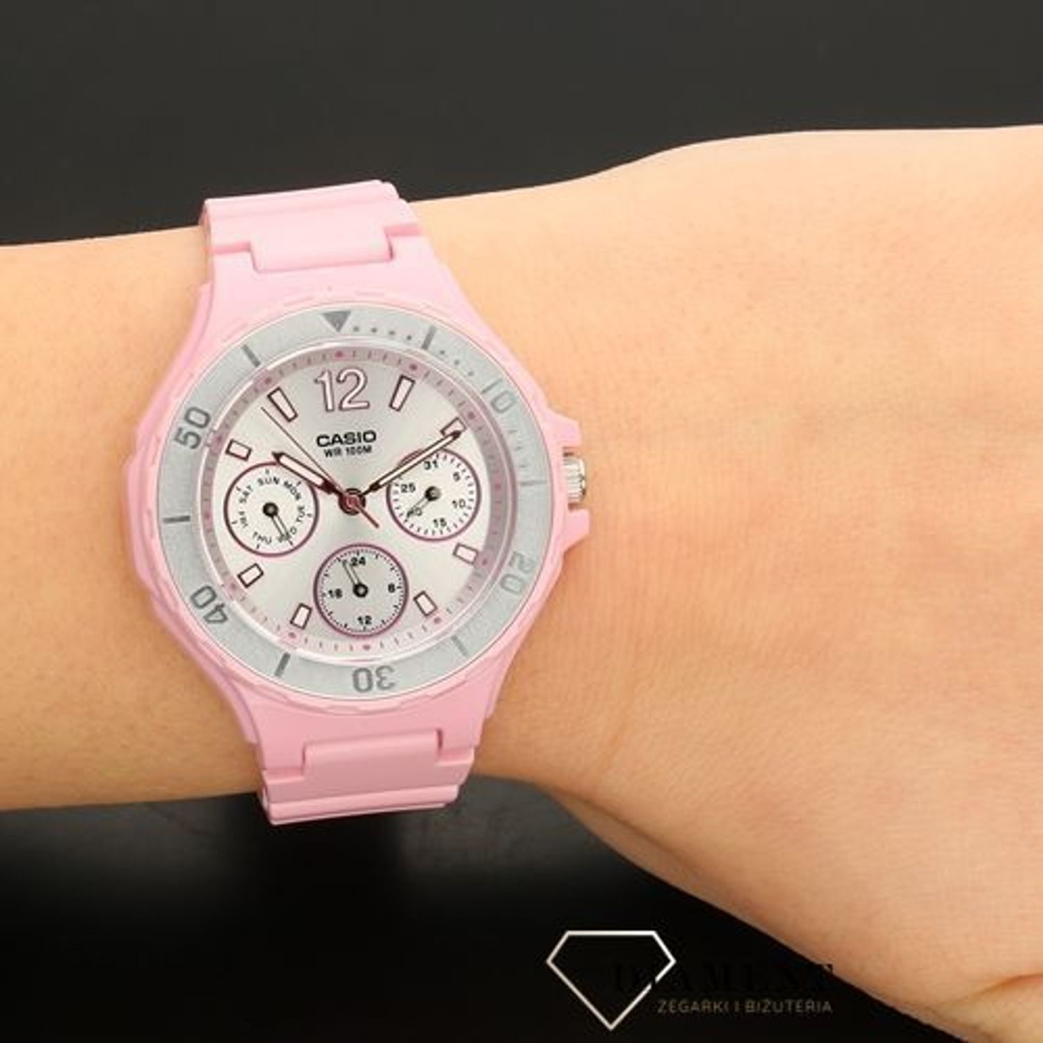 Damski zegarek CASIO LRW-250H-4A2VEF.jpg