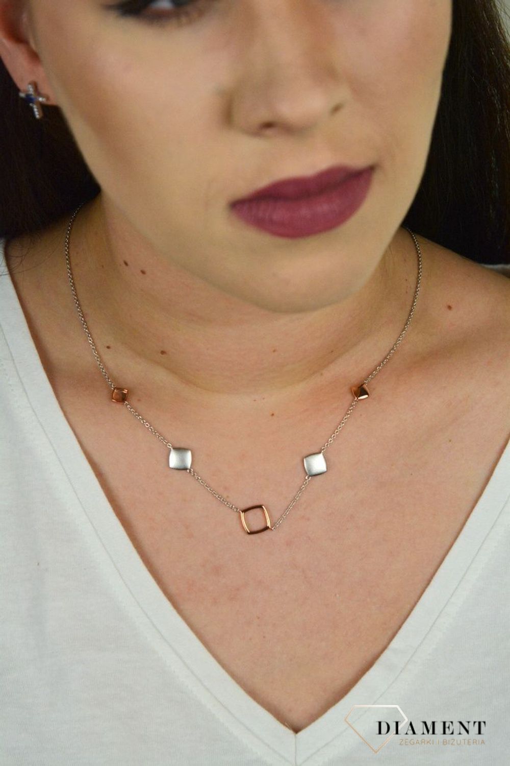 Naszyjnik Infinity LSNK0002 kwadraciki.jpg