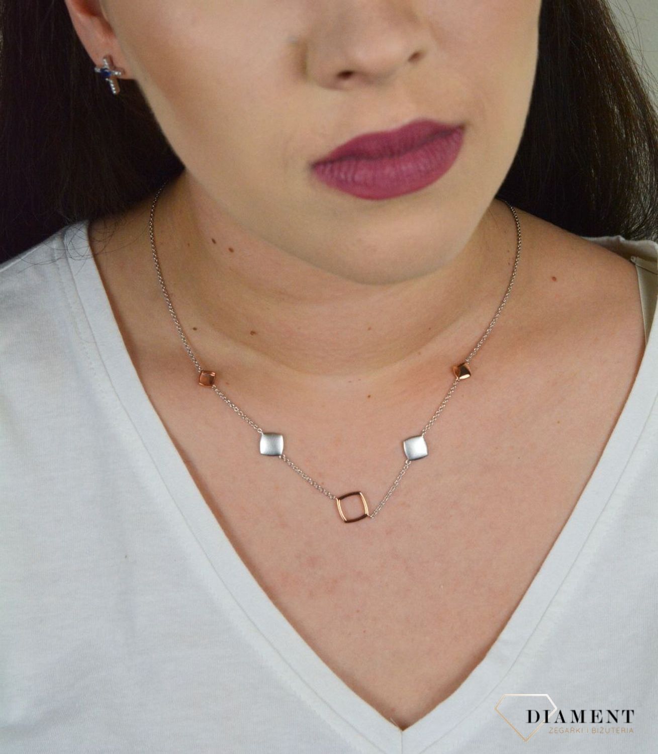 Naszyjnik Infinity LSNK0002 kwadraciki.jpg