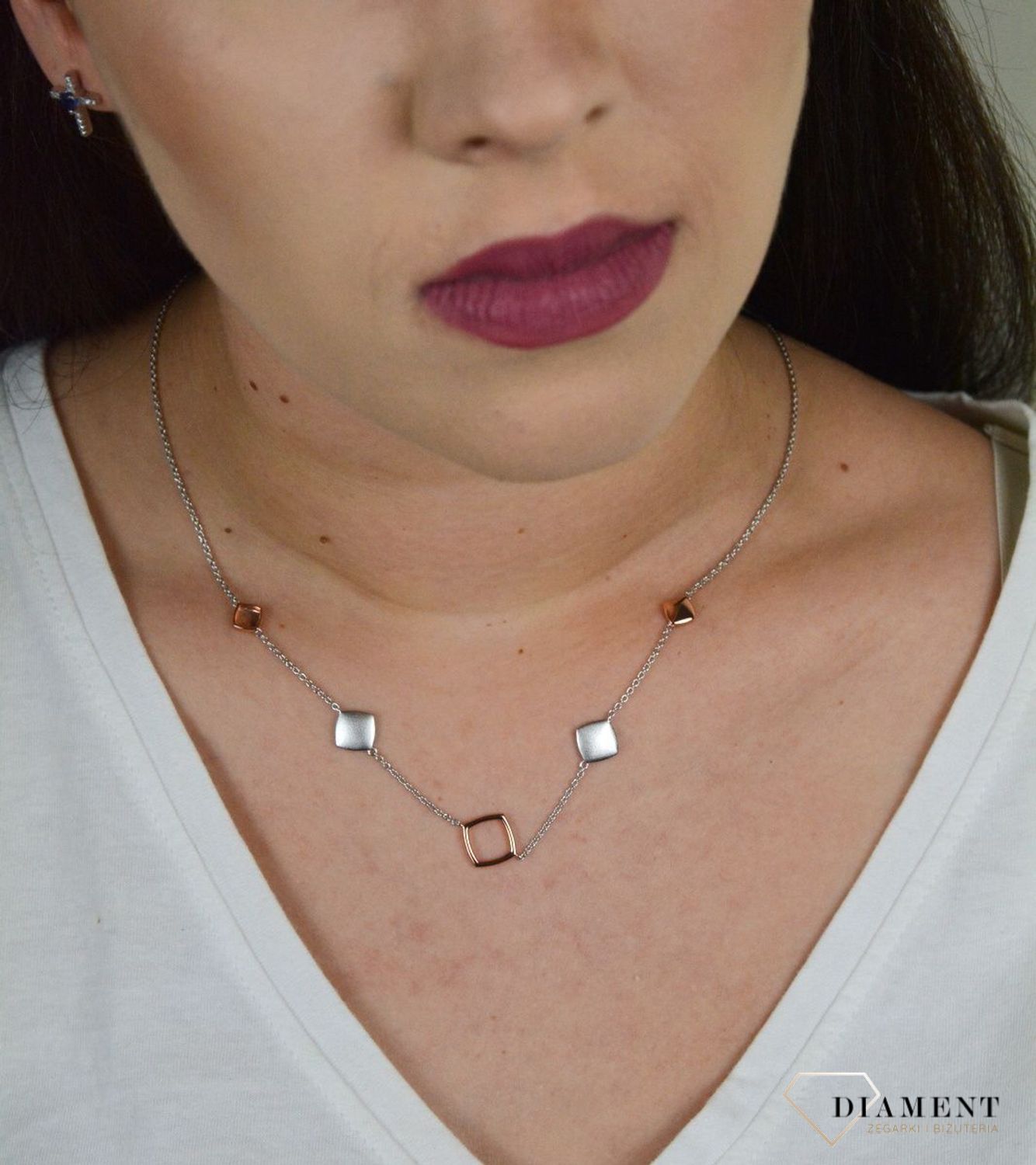 Naszyjnik Infinity LSNK0002 kwadraciki.jpg