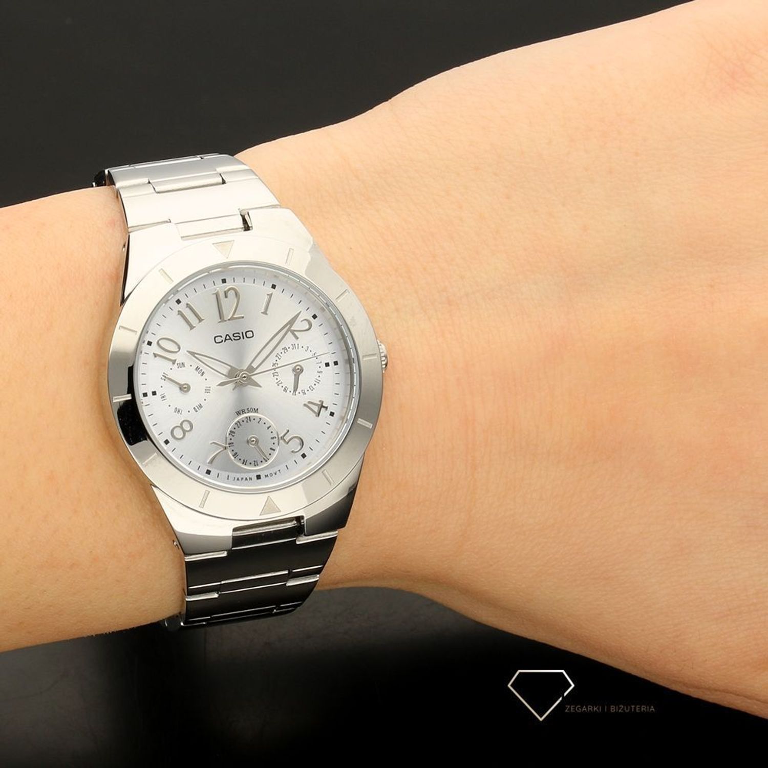 Damski zegarek Casio Classic LTP-2069D-2A2VEF (1).jpg