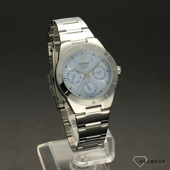 Zegarek damski Casio LTP-2069D-2AVEF. Zegarek damski o klasycznym wyglądzie z elegancką, błękitną tarczą ze srebrnymi wskazówkami i (3).jpg