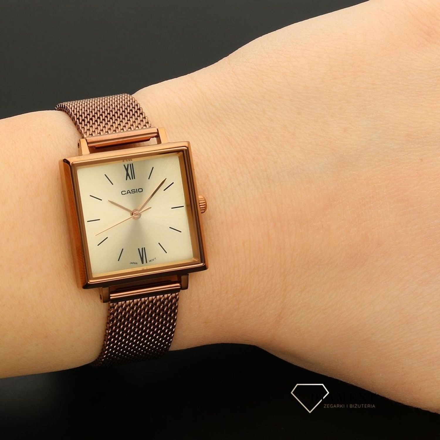 Damski zegarek Casio VINTAGE LTP-E155MR-9BEF.jpg