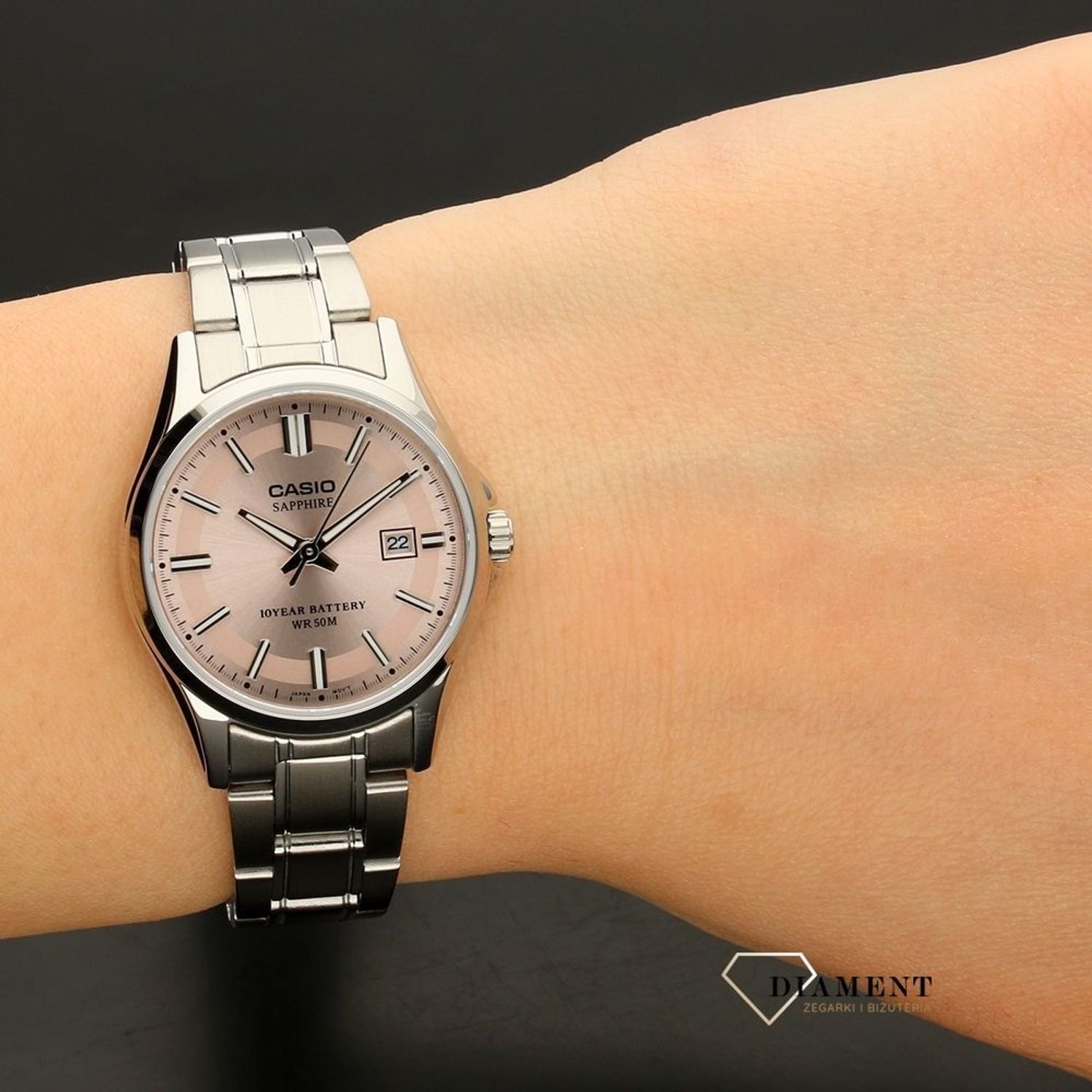 Damski zegarek CASIO Sapphire Classic LTS-100D-4AVEF.jpg
