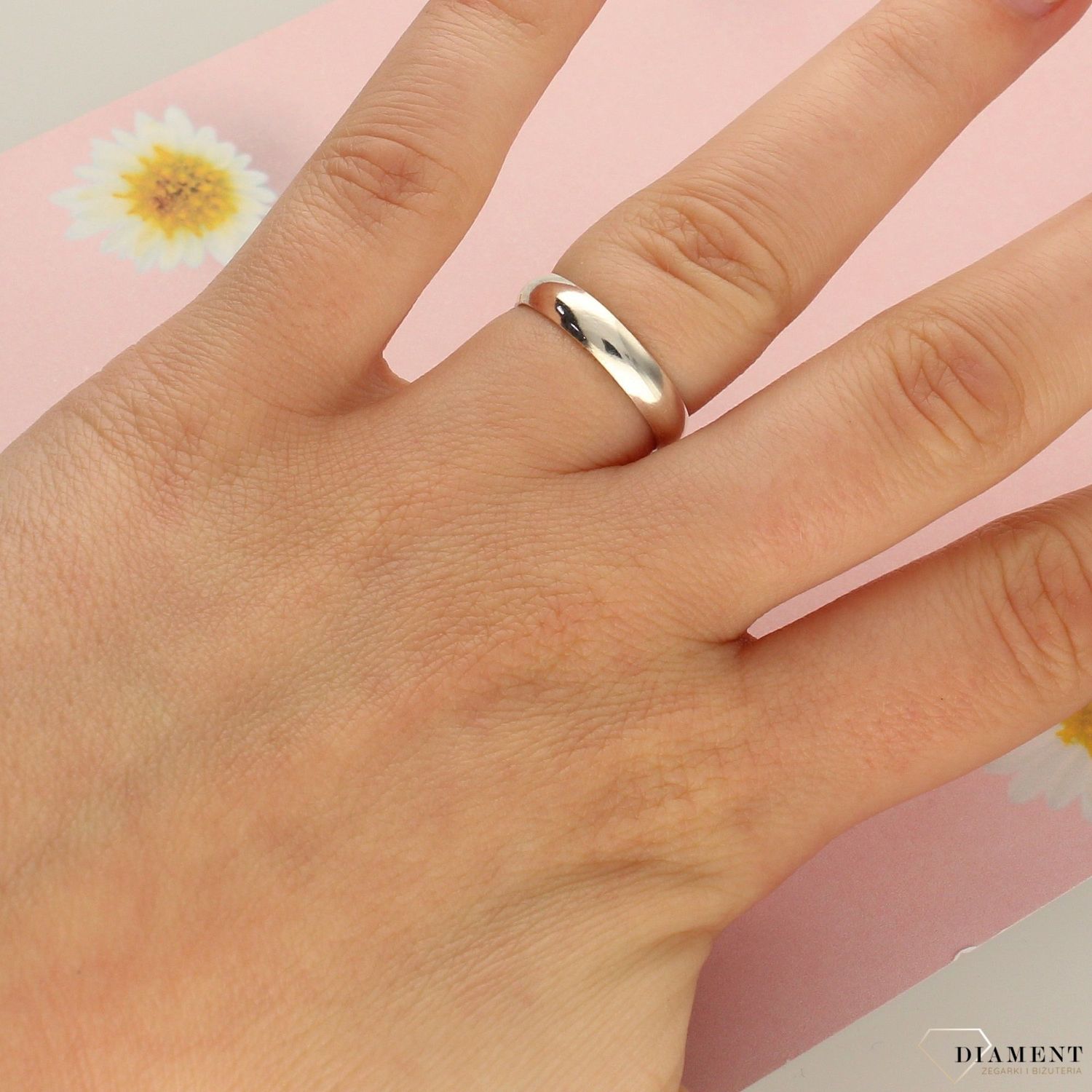 Srebrna obrączka tradycyjna, półokrągła LUX19 (1).jpg