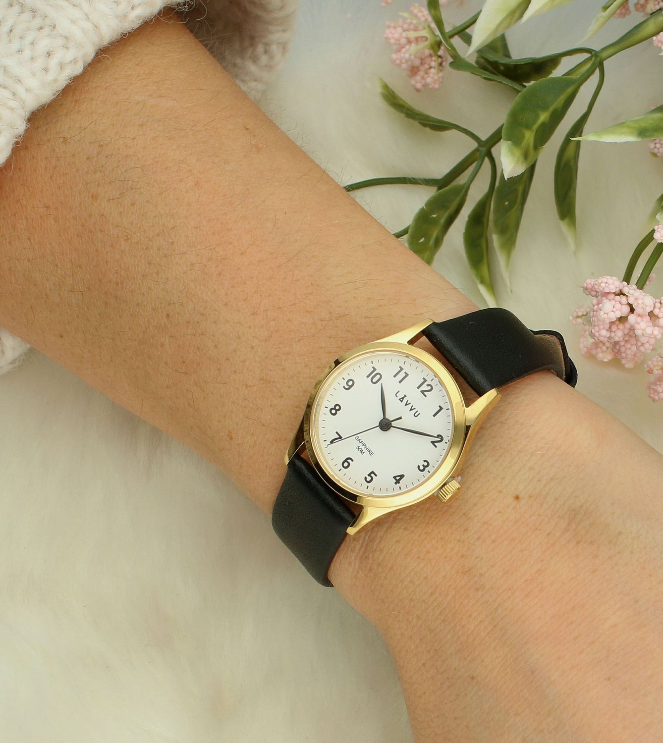 Zegarek damski stalowy Lavvu klasyczny na czarnym pasku LWL5072.Zegarki damskie czeskiej marki LAVVU charakteryzują się niespotykaną trwałością i najwyższej jakości materiałami. Do produkcji czasomierzy, wybrano hipoal.jpg