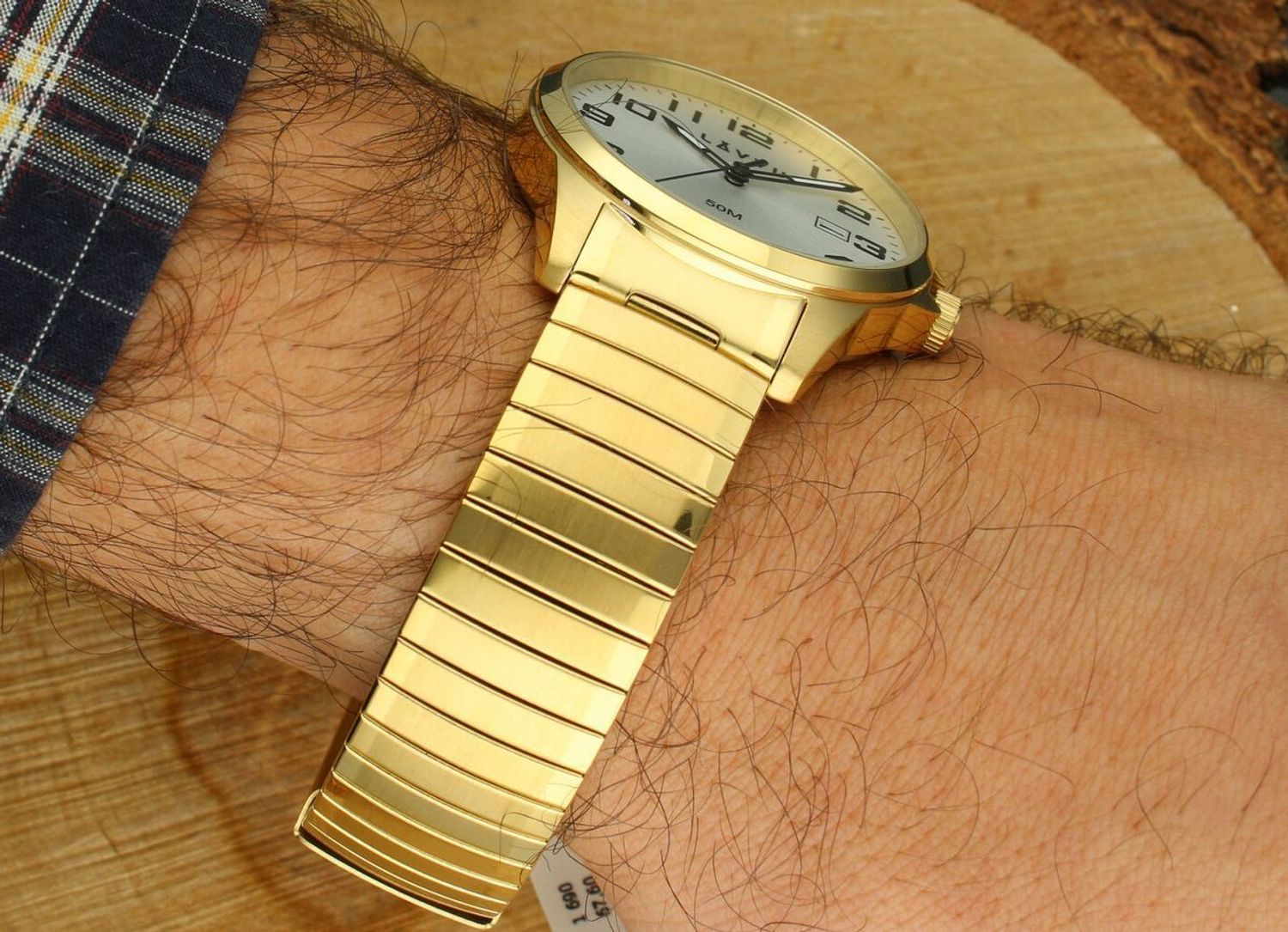 Zegarek męski Lavvu rozciągana, elastyczna złota bransoleta Stockholm LWM0025. Czytelny zegarek męski. Złoty zegarek z cyferkami. Zegarek na naciąganej bransoletce dla mężczyzny. Zegarek na prezent..jpg