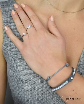 Bransoletka na sznurku szarym srebrna koniczynka Liluo Lilau to bransoletka ze srebrną koniczynką szczęścia na wytrzymałym szarym sznurku. Biżuteria wyraża emocje, pokazuje naszą osobowość, jest zap.JPG
