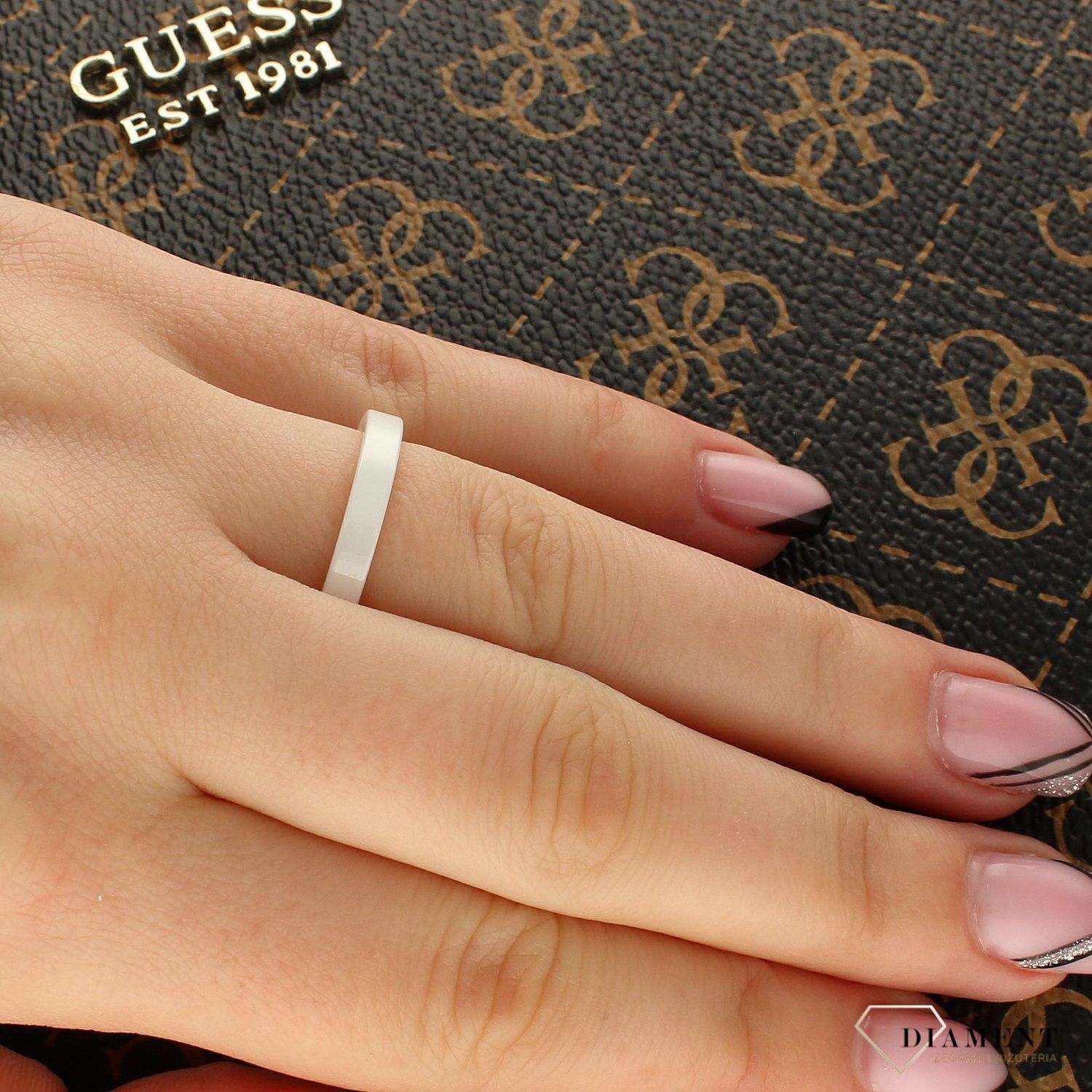 Pierścionek ceramika biała Melano M01R5000-WHITE.jpg