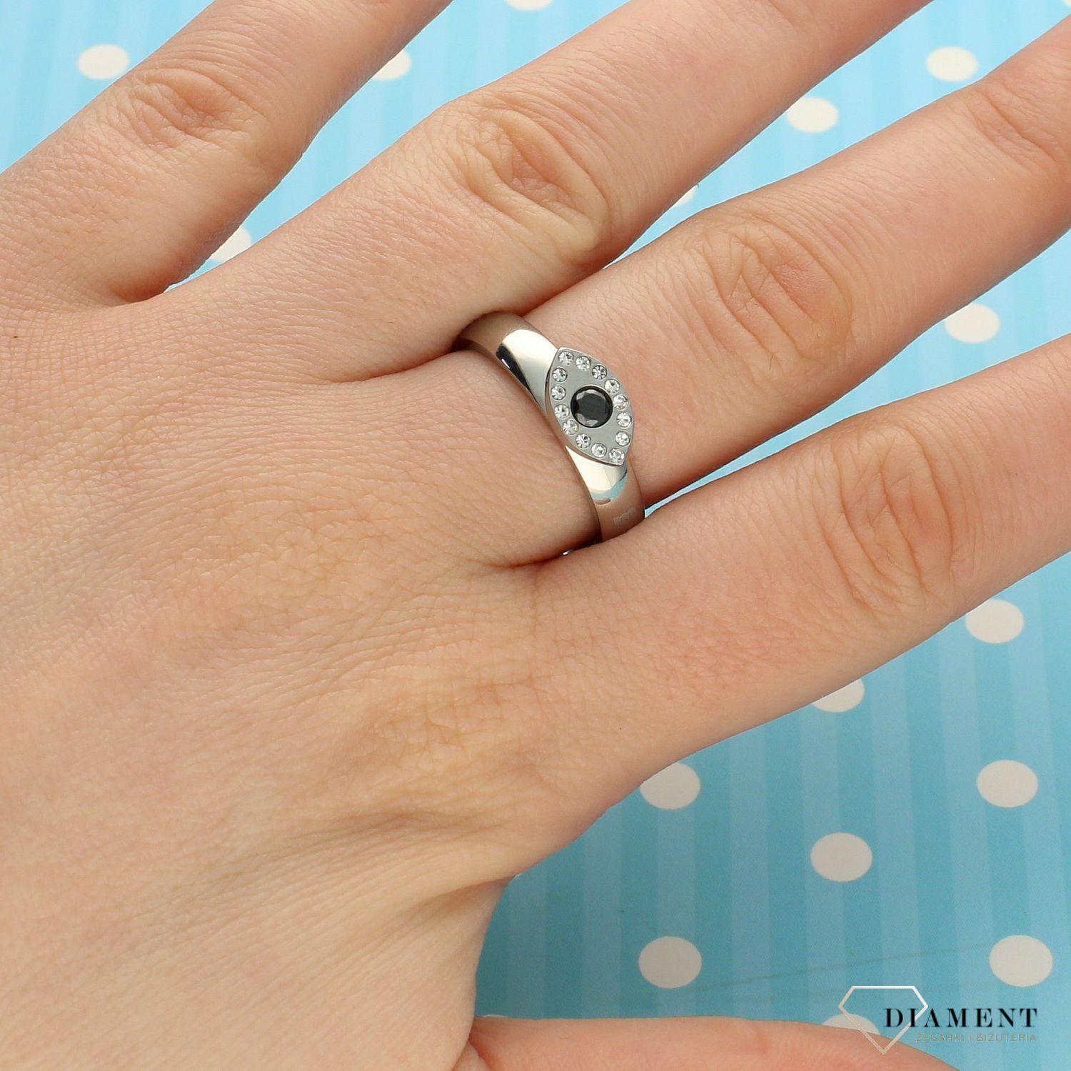 Pierścionek z czarnym oczkiem Melano Oko M01SR5034SS (2).jpg