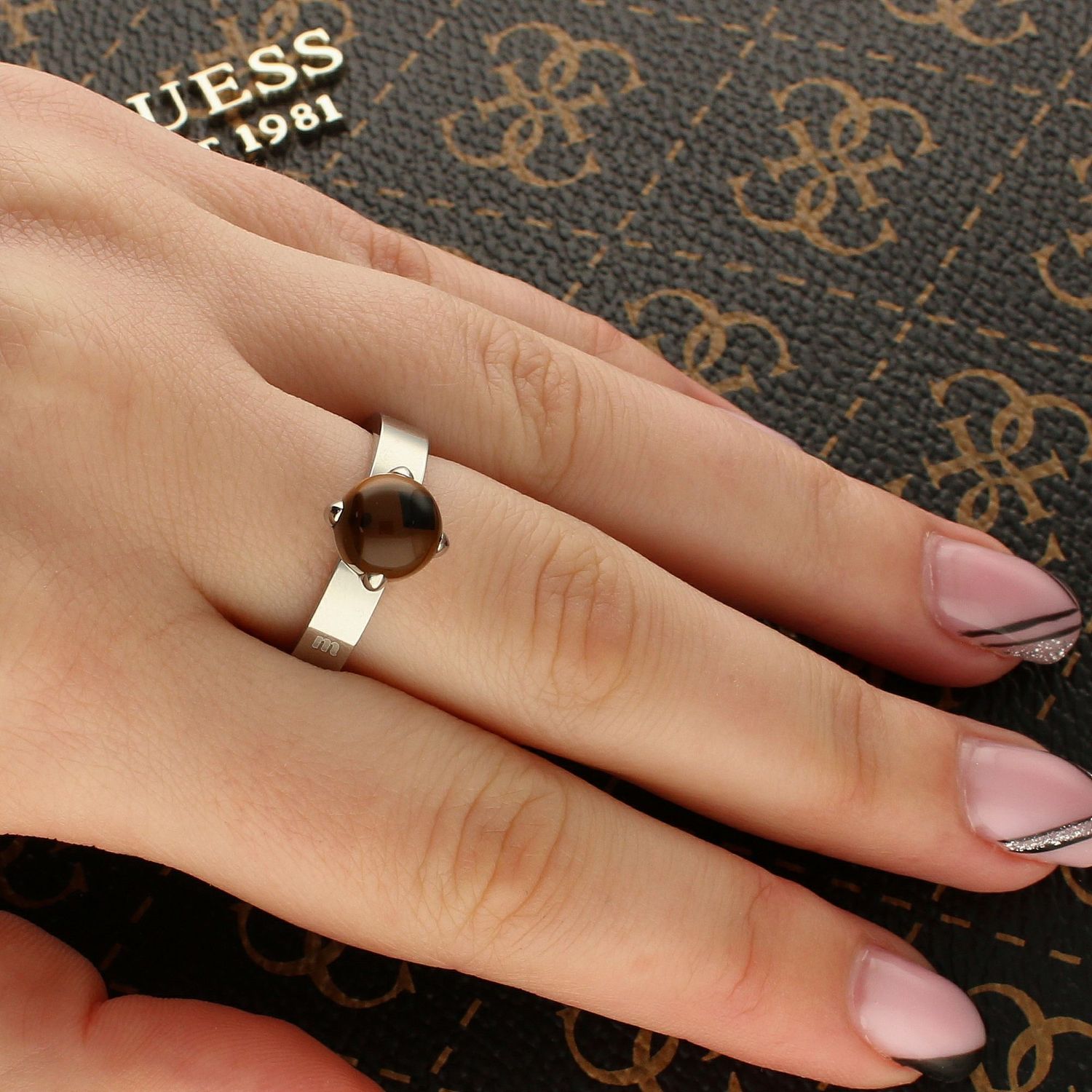 Charms brązowy blask Melano 8mm  (1).jpg