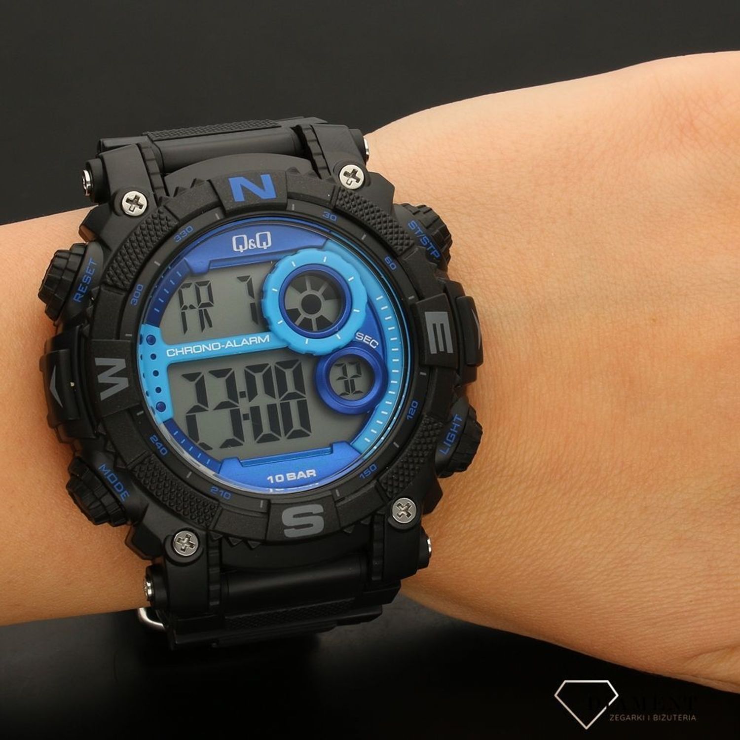 Zegarek męski Q&Q Sport M133-811 (1).jpg