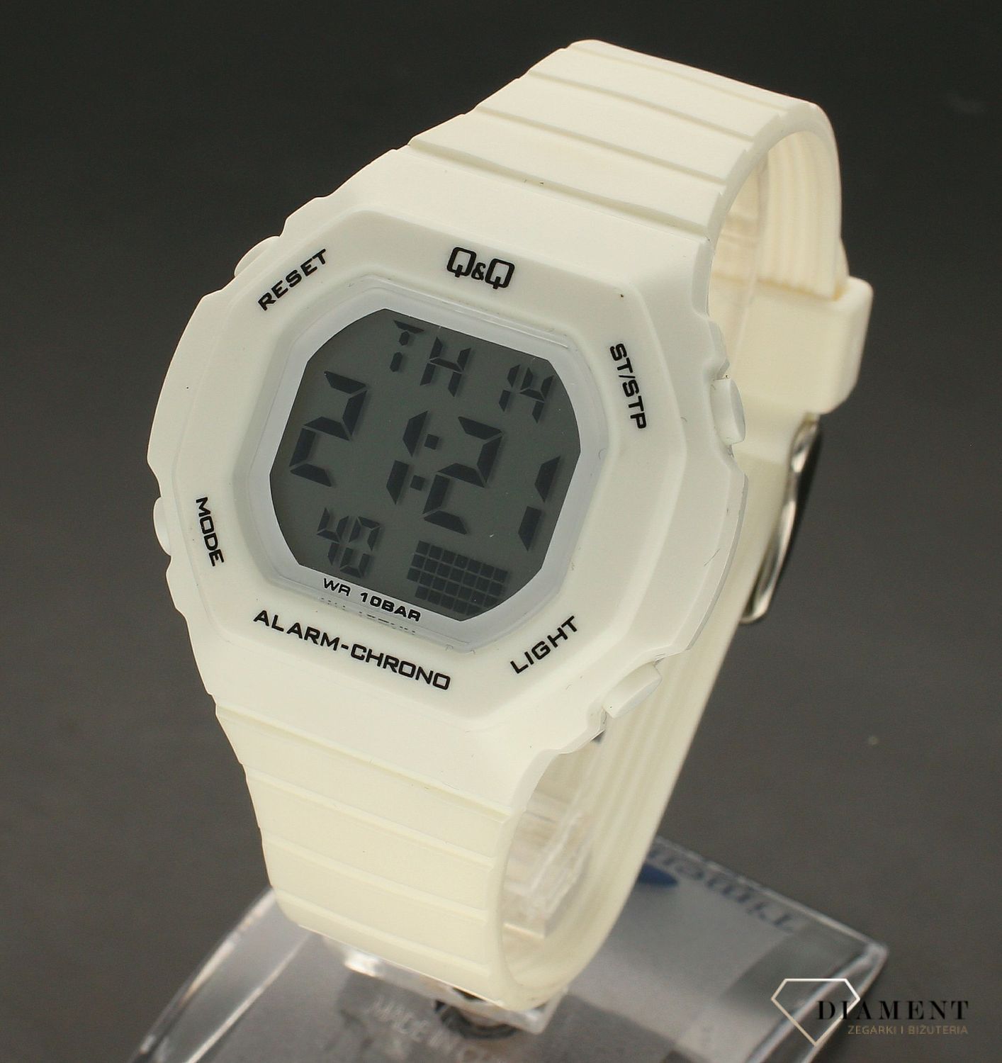 Zegarek dziecięcy QQ M137-800. Zegarek dziecięcy elektroniczny. Zegarek sportowy. Zegarek dla dzieci. Zegarek na prezent. Pomysł na prezent dla dziecka. Zegarek na komunię św.  (3).jpg