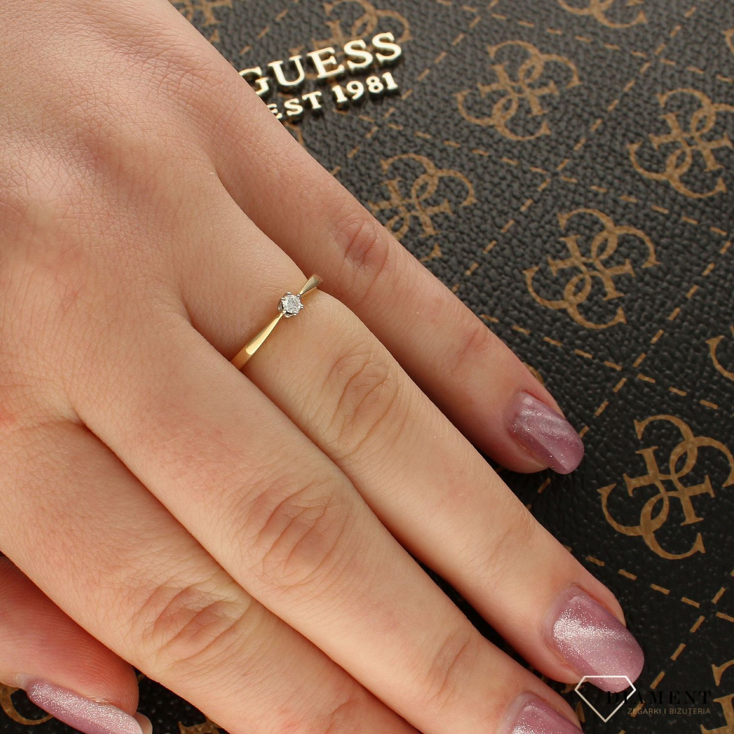 piercionki zareczynowe-pierscionki z brylantami-pierscionki-z-diamentami.jpg