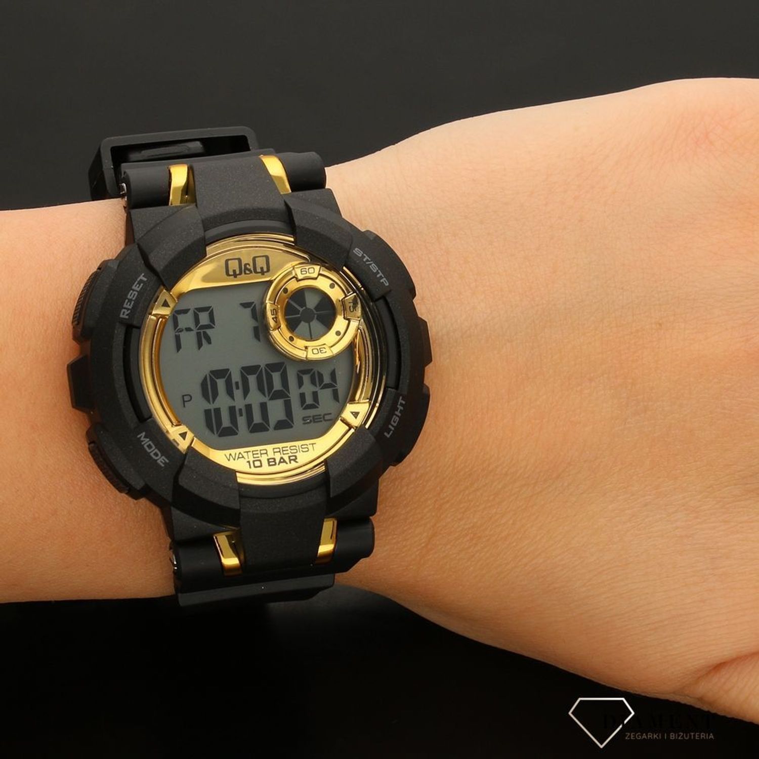 Zegarek dziecięcy Q&Q Sport M172-800 (1).jpg