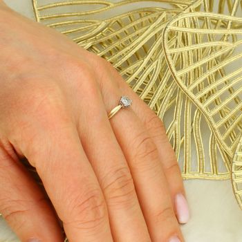 Pierścionek zaręczynowy złoty 585 z diamentami 0,03 ct – klasyczny z białym złotem..jpg