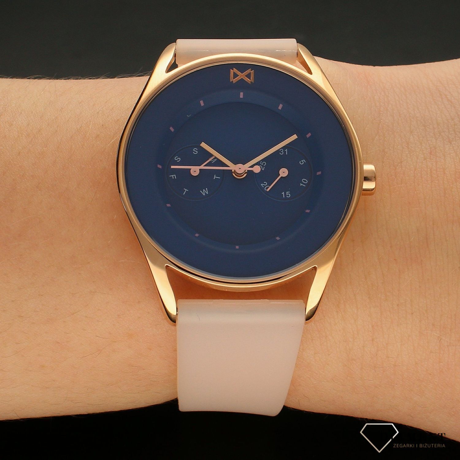 Zegarek damski na pasku MARK MADDOX Venice MC7105-37. Delikatnie różowy pasek z tworzywa sztucznego (2).jpg