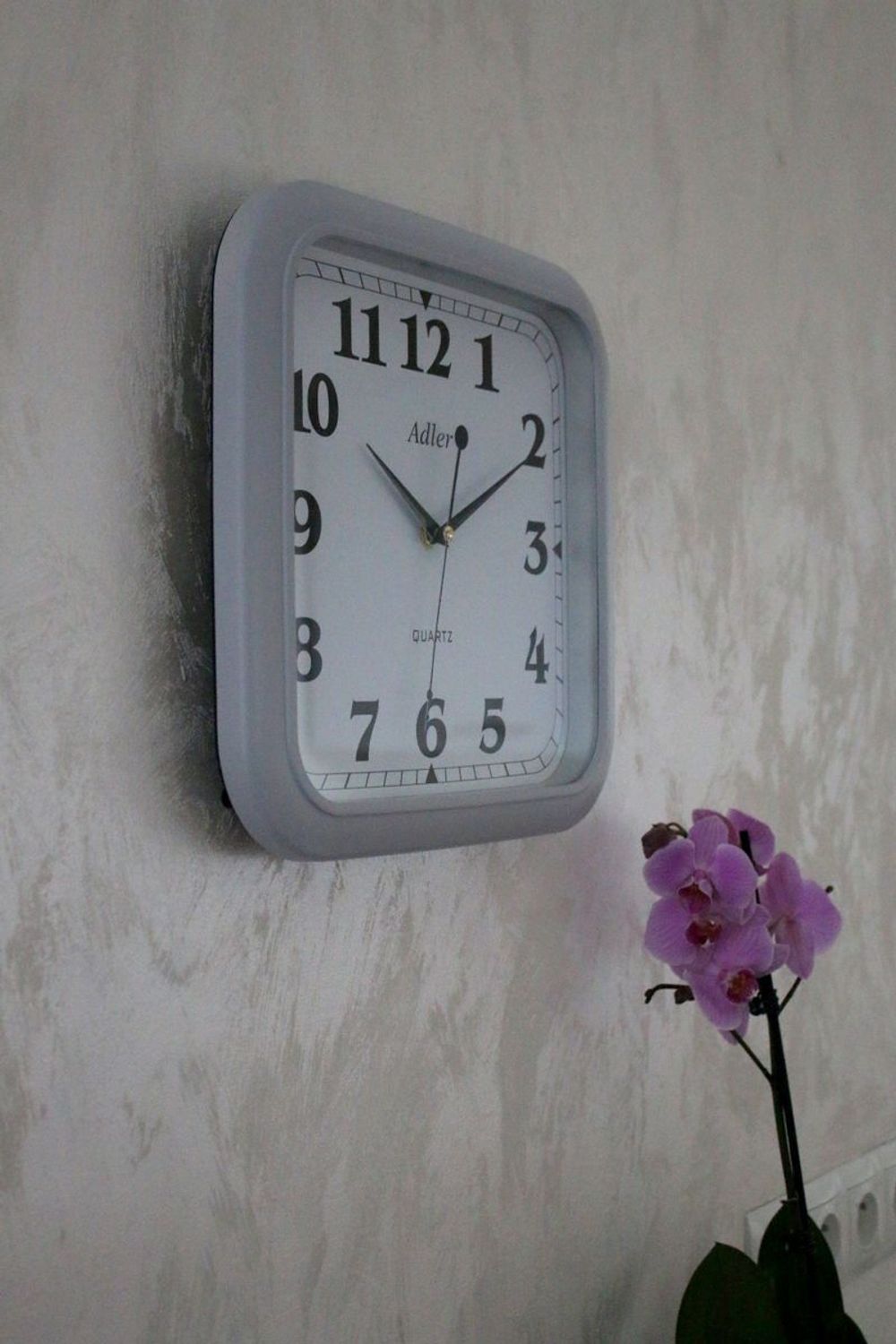 Zegar ścienny kwadratowy Adler biały MD-17 (2).JPG