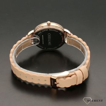 Zegarek damski OUI&ME w beżowych kolorach i ozdobnym serduszkiem to idealny prezent dla kobiet, które lubią minimalizm w klasycznym wydaniu (3).jpg